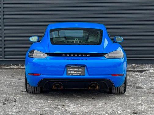 2025 Porsche 718 Cayman GTS 4.0