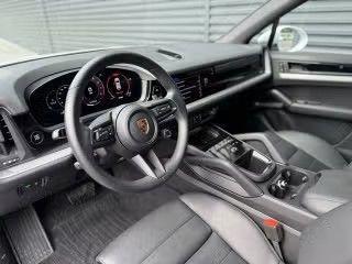 Carrara White Metallic 2024 Porsche Cayenne Cayenne