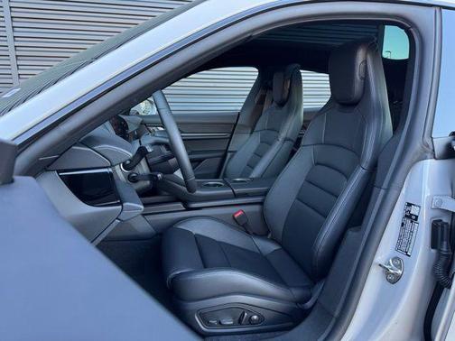 2026 Porsche Taycan 4