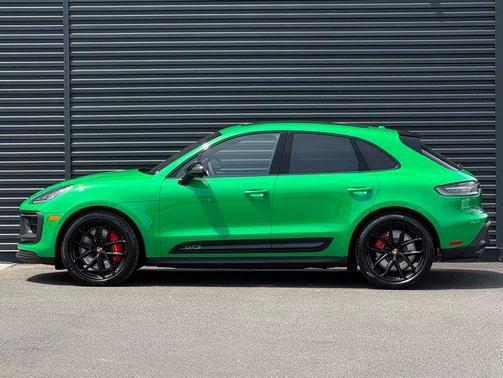 Python Green 2026 Porsche Macan Macan GTS