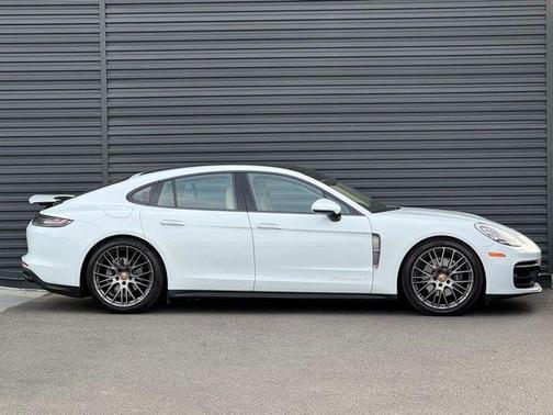Carrara White Metallic 2023 Porsche Panamera Platinum Edition