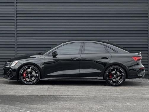 2022 Audi RS 3 TFSI quattro S tronic