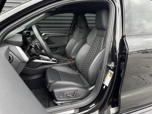 2022 Audi RS 3 TFSI quattro S tronic