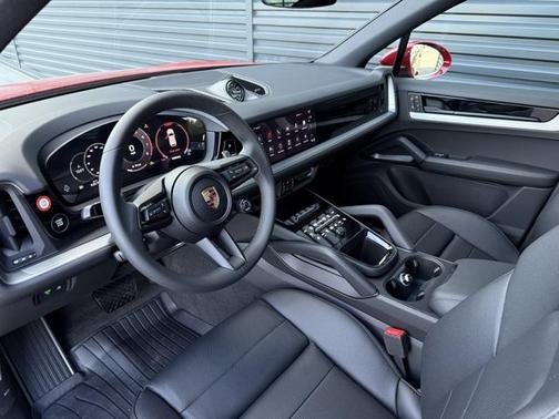 2025 Porsche Cayenne