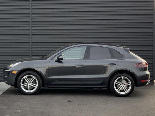2018 Porsche Macan Base