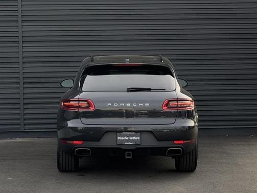 2018 Porsche Macan Base