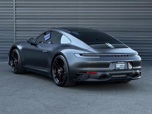 2023 Porsche 911 Carrera GTS