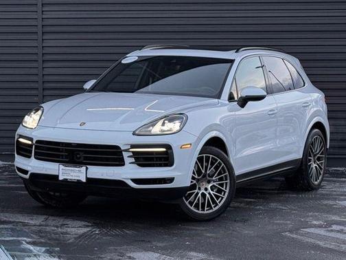 2023 Porsche Cayenne Platinum Edition