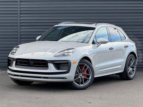 Chalk 2026 Porsche Macan Macan S