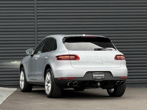 2018 Porsche Macan Base
