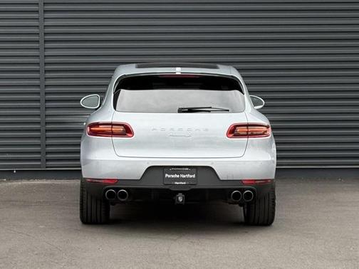 2018 Porsche Macan Base