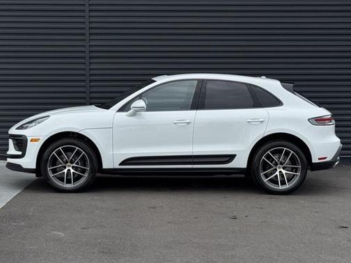 2026 Porsche Macan 