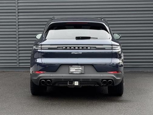 2025 Porsche Cayenne Cayenne