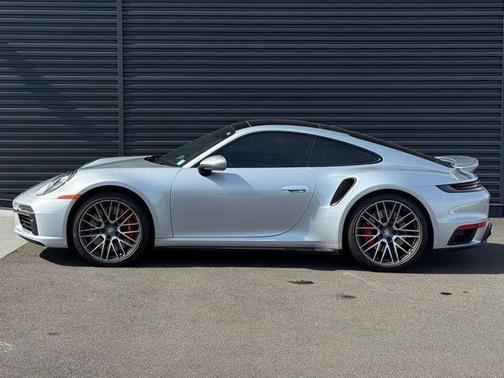 2022 Porsche 911 Turbo