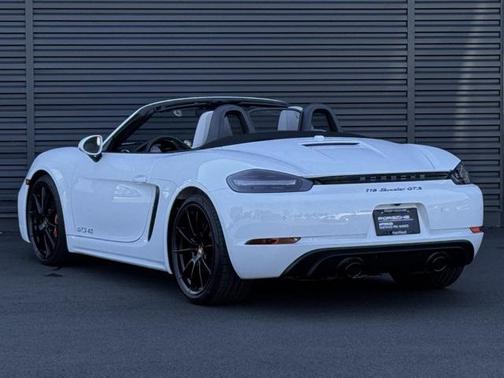 2025 Porsche 718 Boxster GTS 4.0