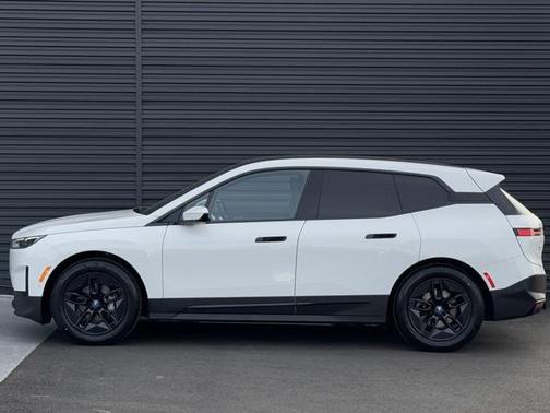 2023 BMW iX xDrive50