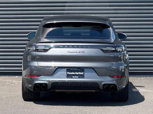 Quartzite Grey Metallic 2023 Porsche Cayenne GTS