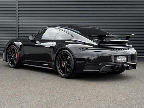 2026 Porsche 911 Carrera GTS