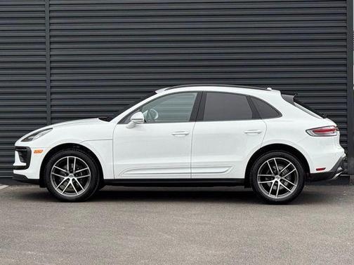 2025 Porsche Macan 