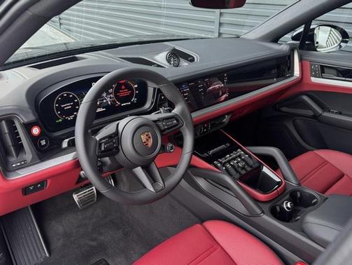 2026 Porsche Cayenne S