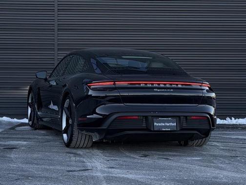 2024 Porsche Taycan 4S