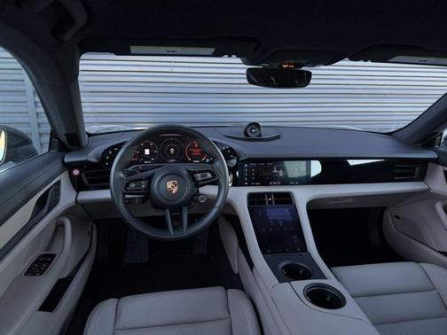 2024 Porsche Taycan 4S