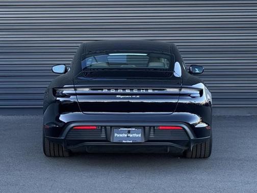 2024 Porsche Taycan 4S
