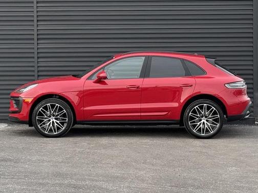 2026 Porsche Macan 