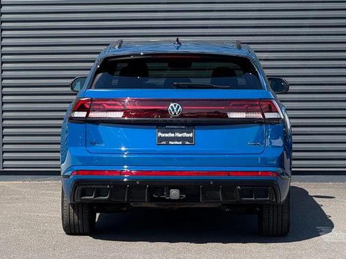 Mountain Lake Blue Metallic 2025 Volkswagen Atlas Cross Sport 2.0T SEL