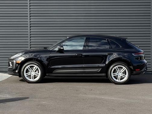 2023 Porsche Macan T