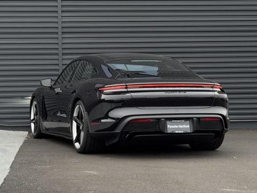 2024 Porsche Taycan GTS