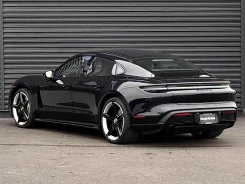 2024 Porsche Taycan GTS