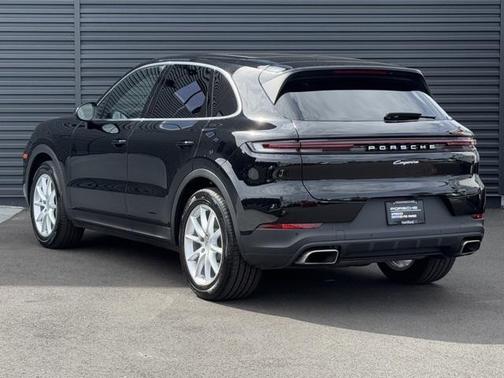 2024 Porsche Cayenne 