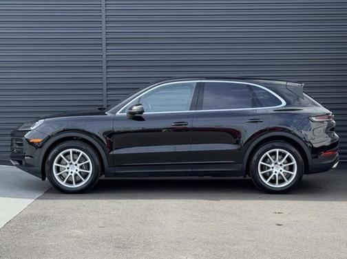 2024 Porsche Cayenne 