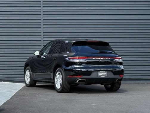 2021 Porsche Macan Base