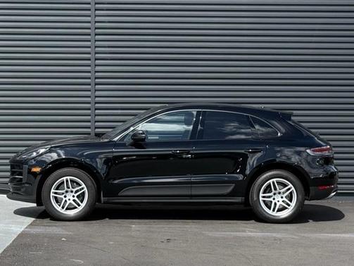 2021 Porsche Macan Base