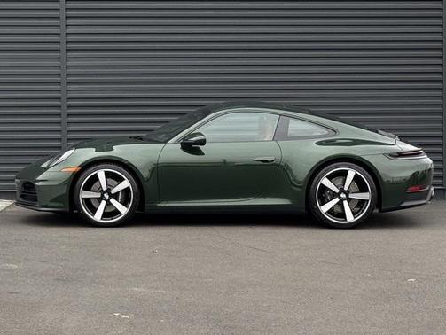 2026 Porsche 911 Carrera