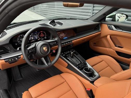 2026 Porsche 911 Carrera