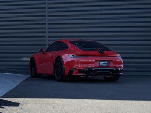 2023 Porsche 911 Carrera S