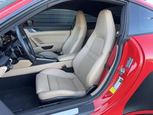 2023 Porsche 911 Carrera S