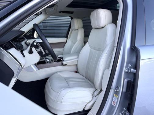 2023 Land Rover Range Rover P530 SE
