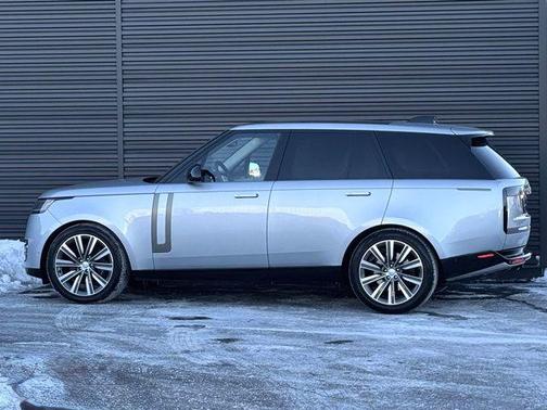 2023 Land Rover Range Rover P530 SE