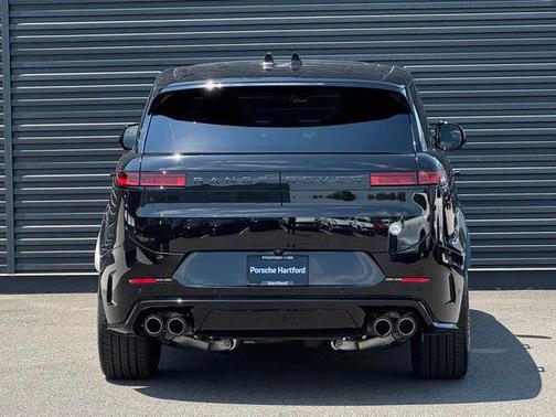 Obsidian Black SV Bespoke Ultra Metallic Gloss 2024 Land Rover Range Rover Sport SV Edition One Obsidian Black
