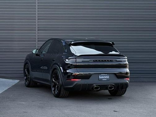 2025 Porsche Cayenne Turbo GT