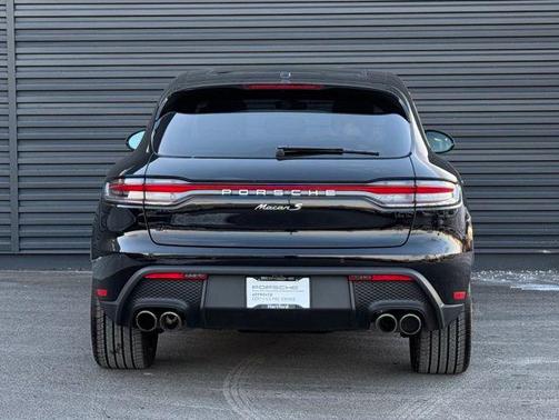 2025 Porsche Macan S