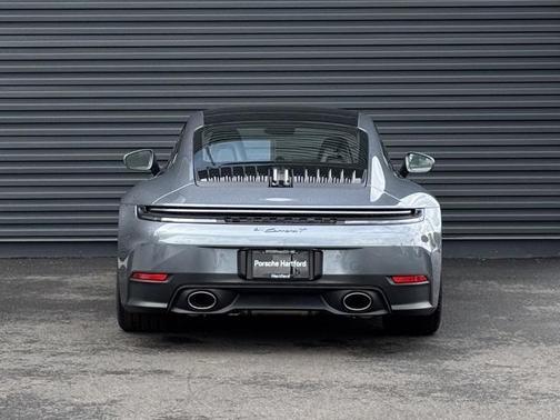 2026 Porsche 911 Carrera T
