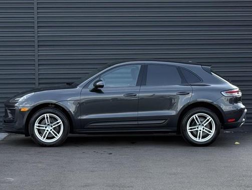 2024 Porsche Macan Base