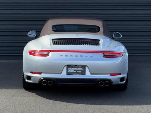 2018 Porsche 911 Carrera 4S Cabriolet