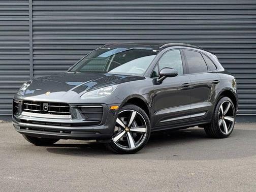 2026 Porsche Macan 