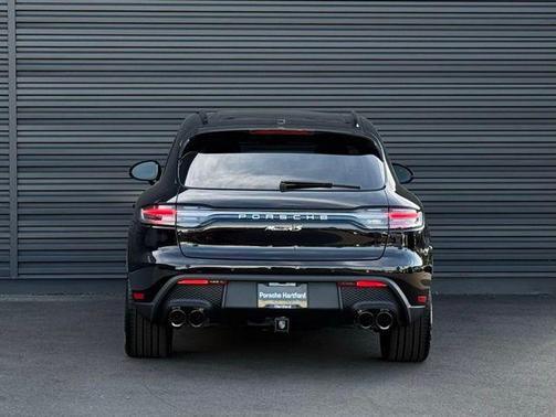 2025 Porsche Macan S